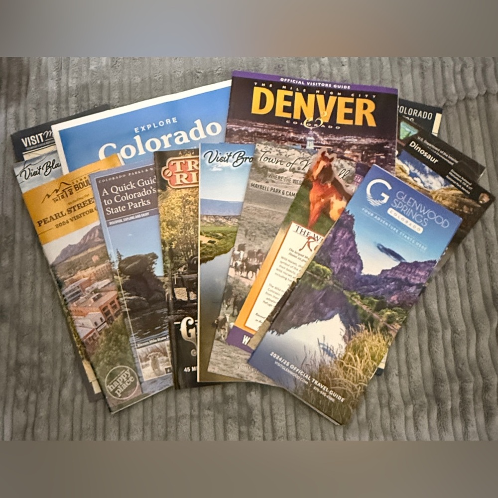 💜 Colorado Travel Ephemera Guides & Brochures
